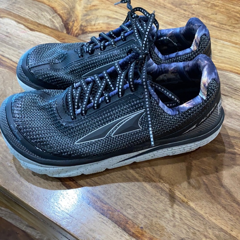 Altra Run New York shoes